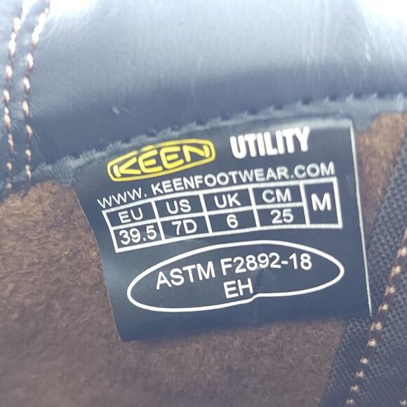 KEEN Men's Cincinnati Wellington US7D Leather Carbon Fiber Toe PullOn Work Boot - Picture 10 of 16